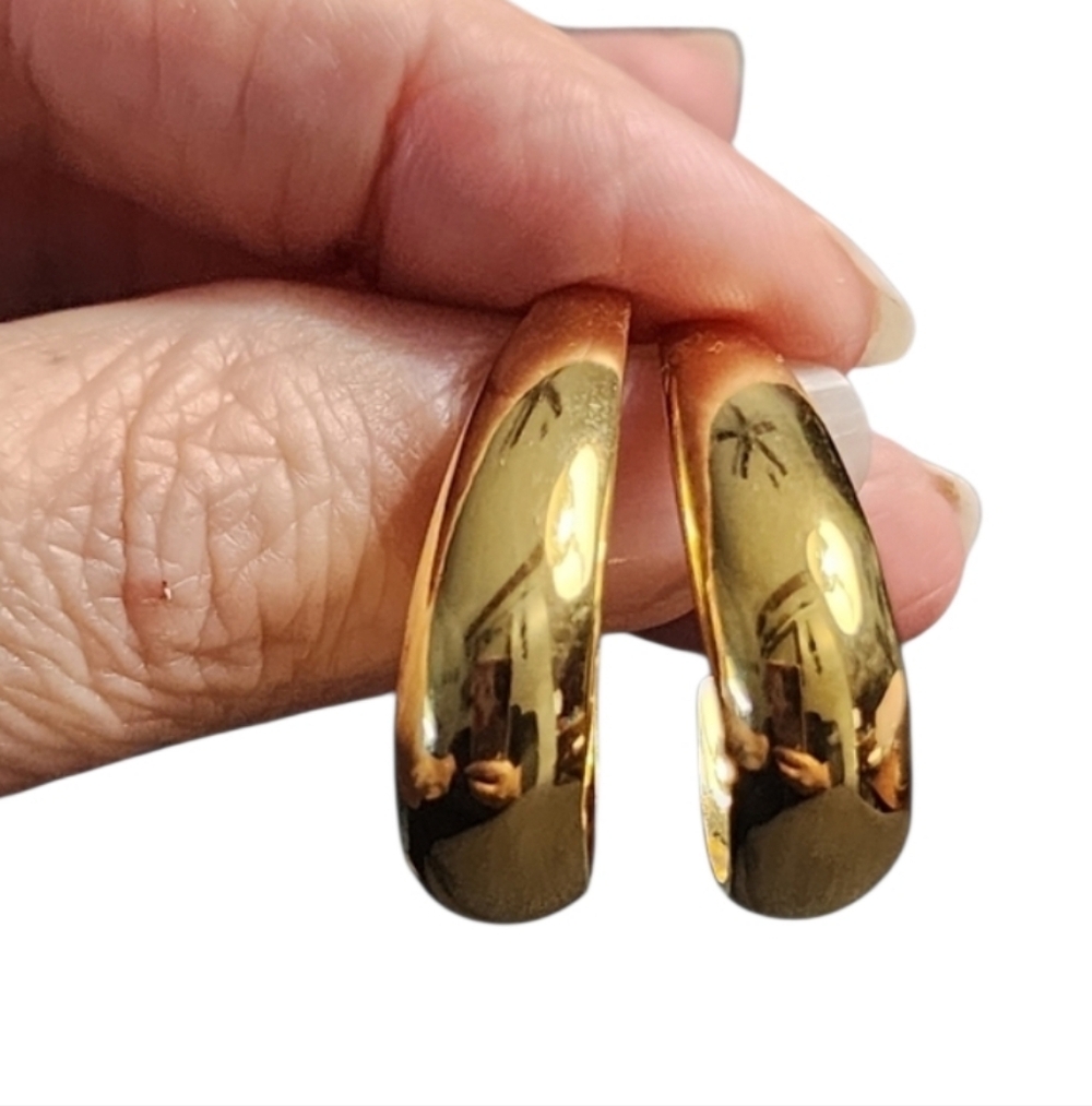 💥4 For $20💥Goldtone Hoop Earrings